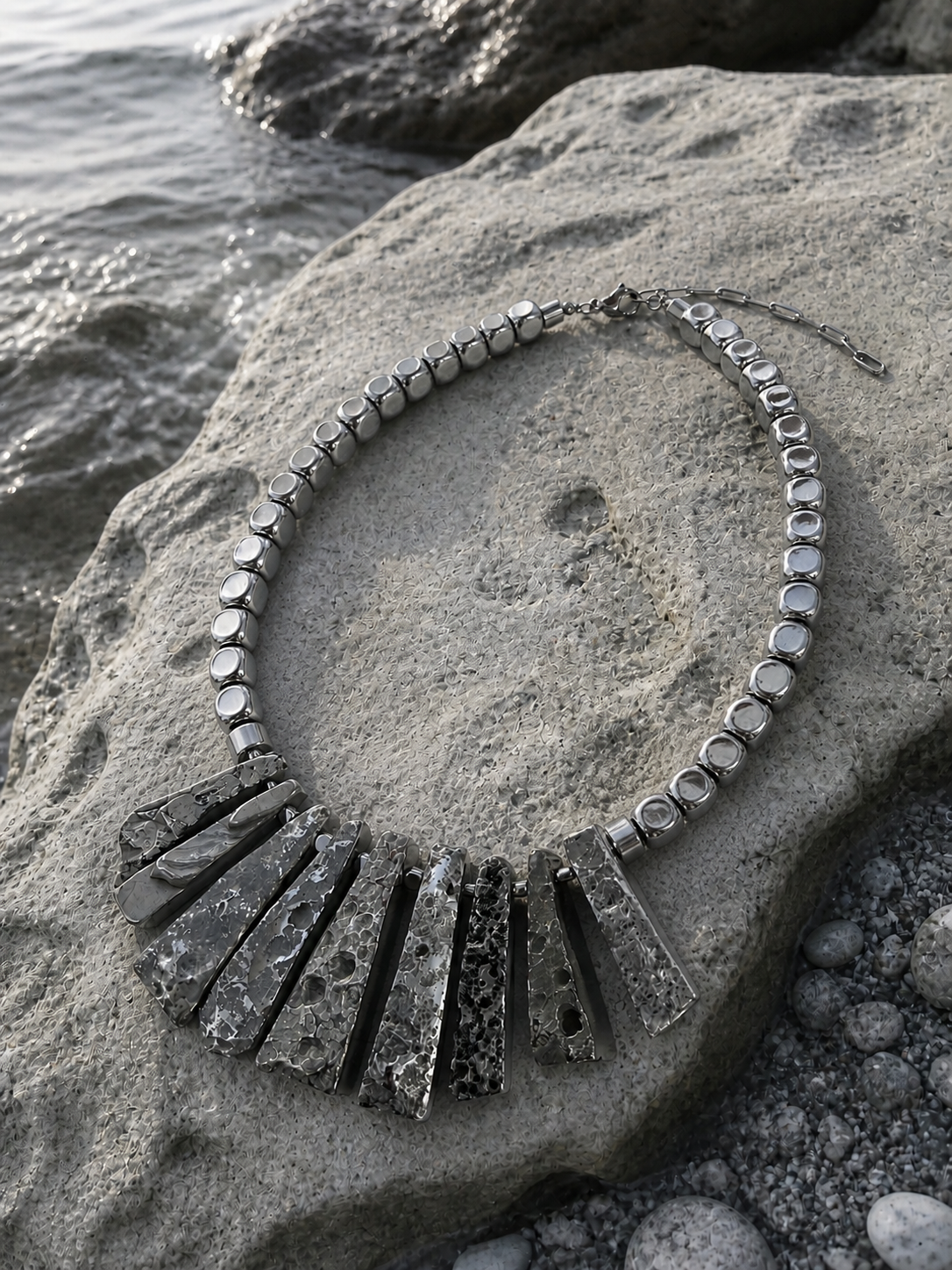 Vėrinys ‘Deep Stone’