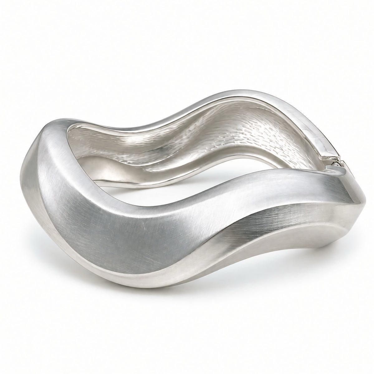 Apyrankė ‘Wave’